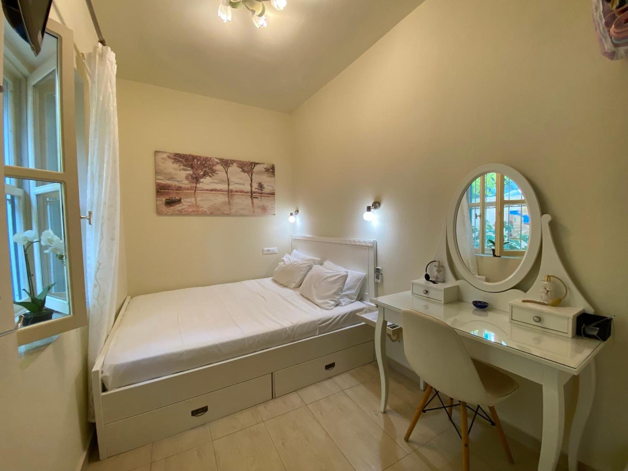 Maison Masse - With Private Courtyard (adults Only)